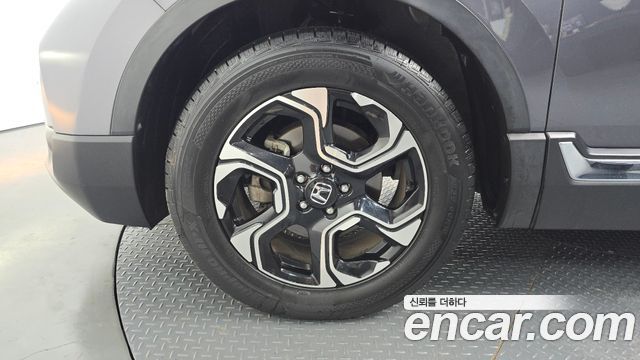 Honda CR-V 5-го поколения 1.5 Touring 4WD - фото 4
