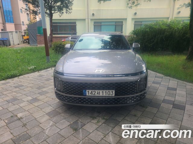 Hyundai Grandeur GN7, гибрид Calligraphy - фото 2