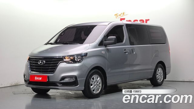 Hyundai Starex New Van 5-Seater Modern - фото 0