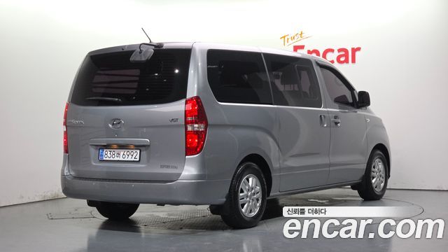 Hyundai Starex New Van 5-Seater Modern - фото 1