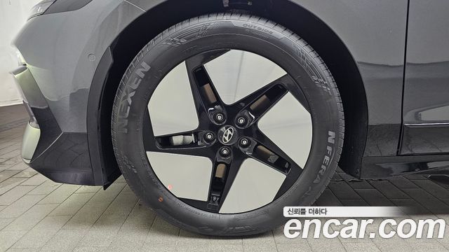 Hyundai Ioniq6 New Stadard Exclusive - фото 3