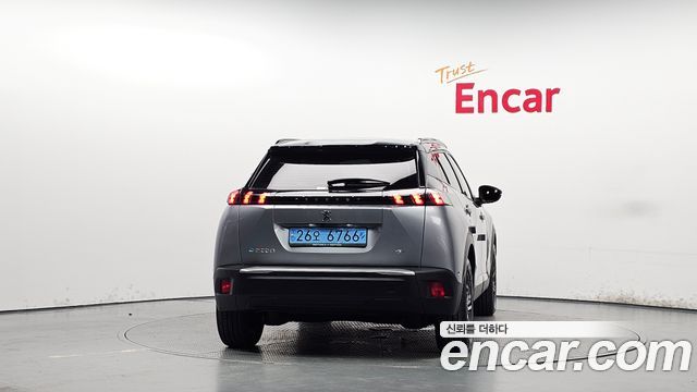Peugeot 2008 2-го поколения EV GT - фото 3