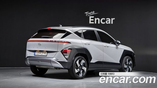 Hyundai Kona SX2 Gasoline 2.0 2WD Inspiration - фото 1