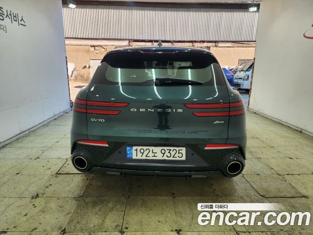 Genesis GV70 2.5T Gasoline AWD - фото 3