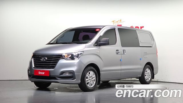 Hyundai Starex New Van 5-Seater Smart - фото 0