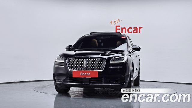 Lincoln Corsair 2.0 Reserve AWD - фото 2