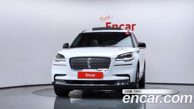 Lincoln Aviator 2-го поколения 3.0 Reserve AWD - фото 2