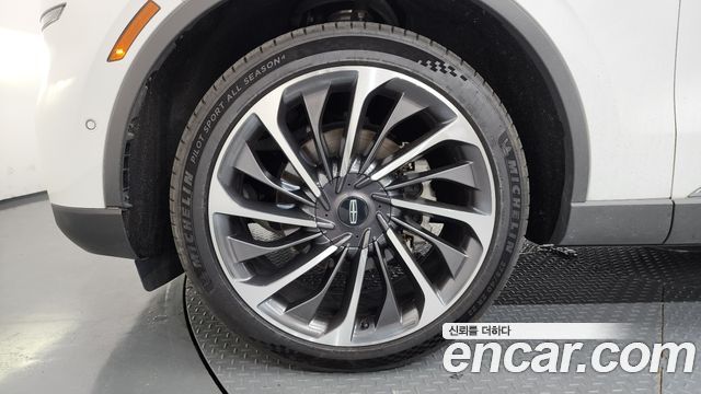 Lincoln Aviator 2-го поколения 3.0 Reserve AWD - фото 4