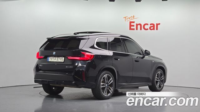 BMW X1 U11 sDrive 20i M Sport - фото 1
