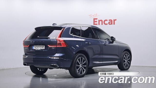 Volvo XC60 2-го поколения B5 Inscription - фото 1