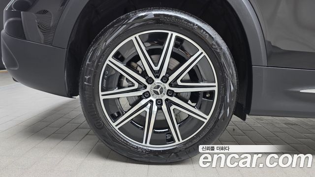 Mercedes-Benz EQB X243 EQB300 4MATIC AMG Line - фото 3