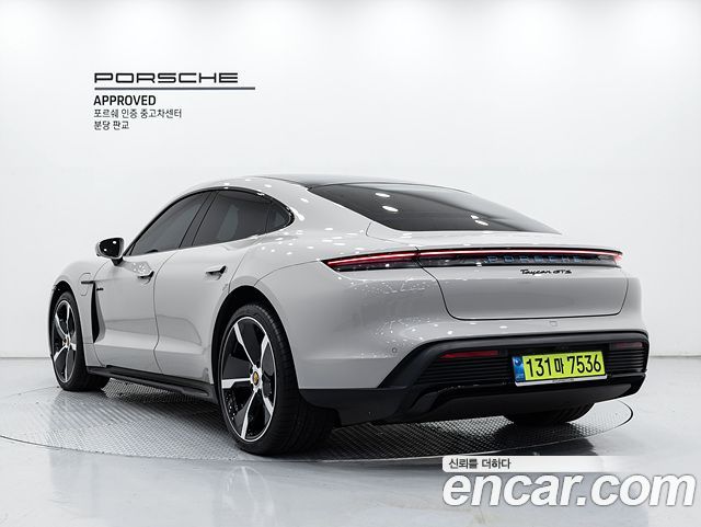 Porsche Taycan GTS - фото 1