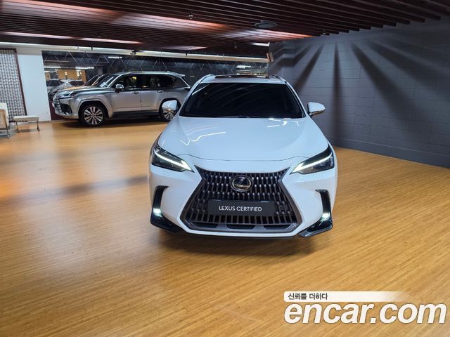 Lexus NX 350h 2-го поколения Premium - фото 2