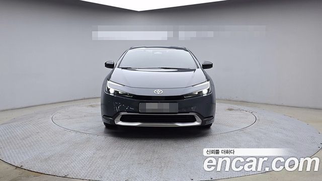 Toyota Prius 5-го поколения 2.0 PHEV SE - фото 2