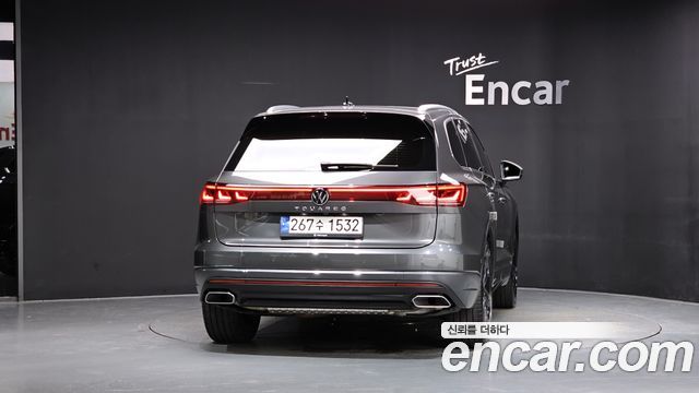 Volkswagen Touareg 3-го поколения 3.0 TDI Prestige - фото 3