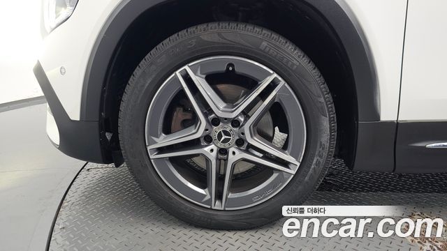 Mercedes-Benz GLB-Class X247 GLB250 4MATIC - фото 3