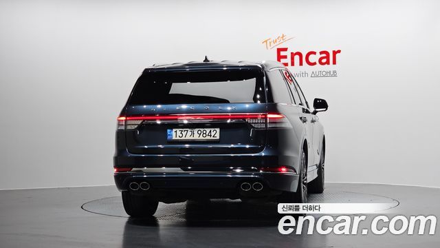 Lincoln Aviator 2-го поколения 3.0 Black Label AWD - фото 3