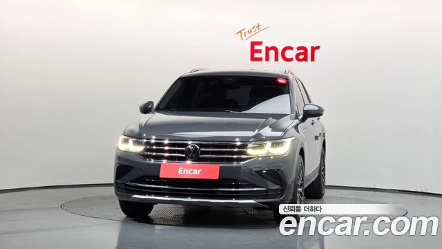 Volkswagen Tiguan 2-го поколения 2.0 TDI Premium - фото 2