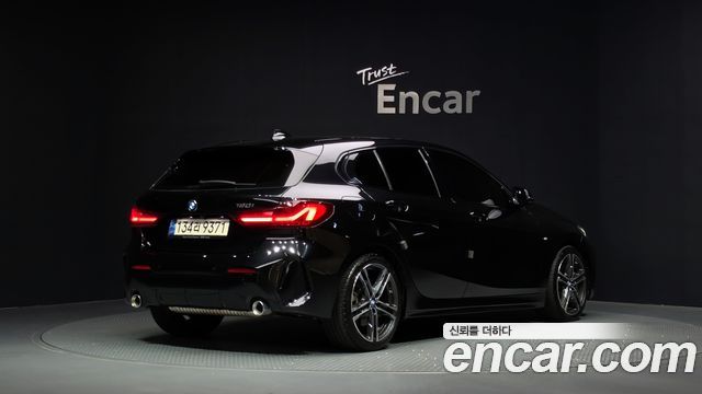 BMW 1 Series F40 120i M Sports - фото 1