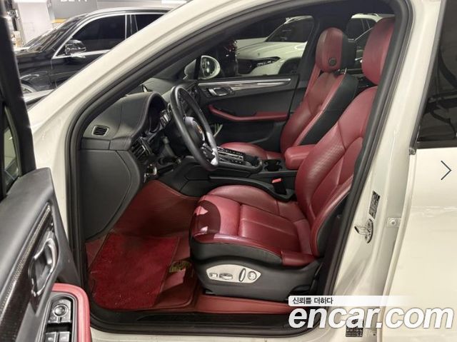Porsche Macan 2.9 GTS 95B - фото 3