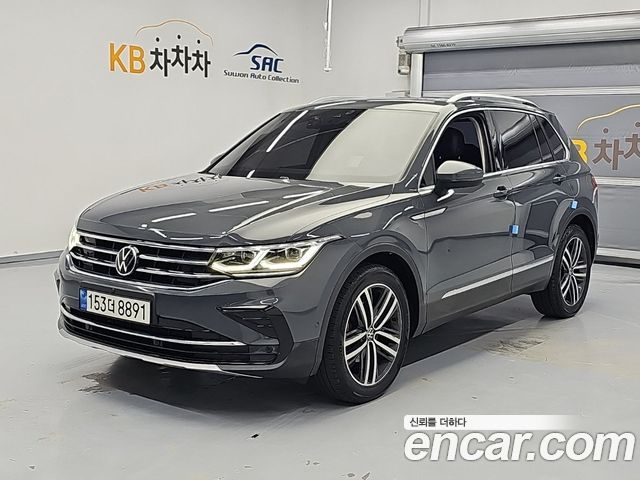 Volkswagen Tiguan 2-го поколения 2.0 TDI Prestige - фото 0