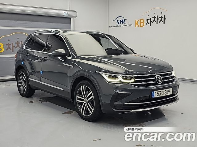 Volkswagen Tiguan 2-го поколения 2.0 TDI Prestige - фото 3