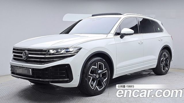 Volkswagen Touareg 3-го поколения 3.0 TDI Prestige - фото 0
