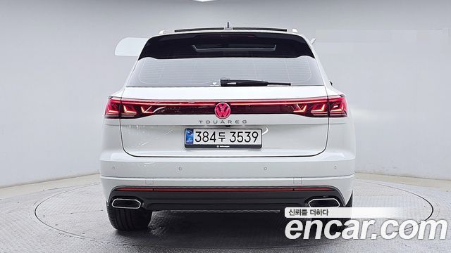 Volkswagen Touareg 3-го поколения 3.0 TDI Prestige - фото 3