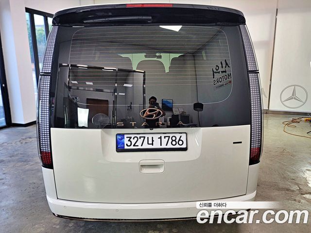 Hyundai Staria 4WD Lounge 9-Seater Inspiration - фото 2
