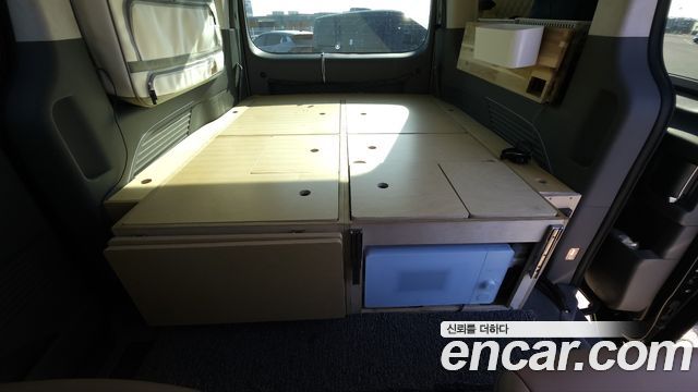Hyundai Staria 4WD Lounge 9-Seater Inspiration - фото 3