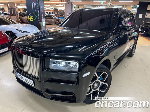 Rolls-Royce Cullinan 6.7 V12 Black Badge - фото 1