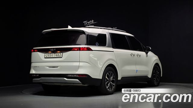 Kia Carnival 4-го поколения 9-Seater Prestige - фото 1
