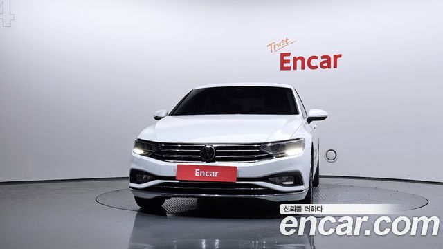 Volkswagen Passat B8 2.0 TDI Premium - фото 2