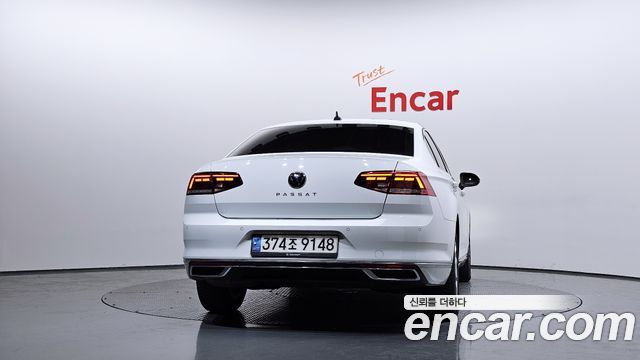 Volkswagen Passat B8 2.0 TDI Premium - фото 3