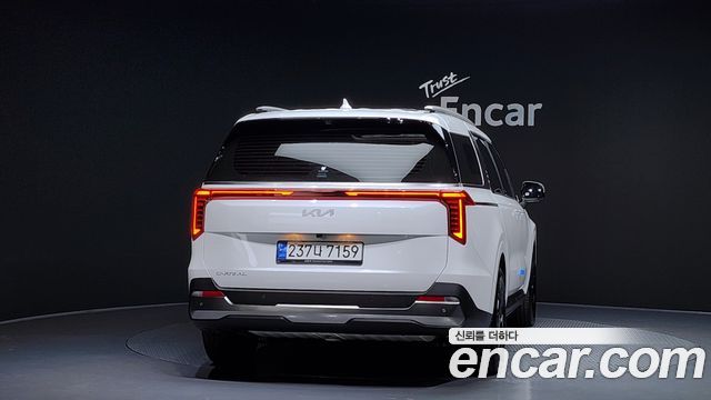 Kia Carnival Новый 4-го поколения 9-Seater Signature - фото 3