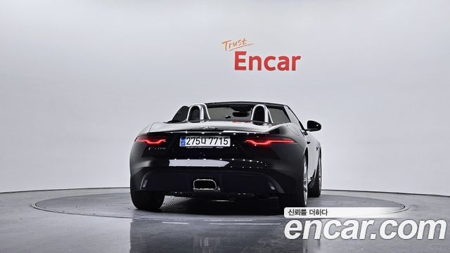 Jaguar F-TYPE P300 Convertible X152 - фото 3