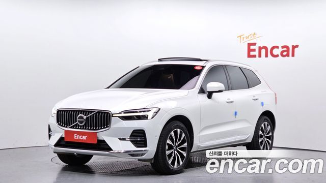 Volvo XC60 2-го поколения B5 Ultimate Bright - фото 0