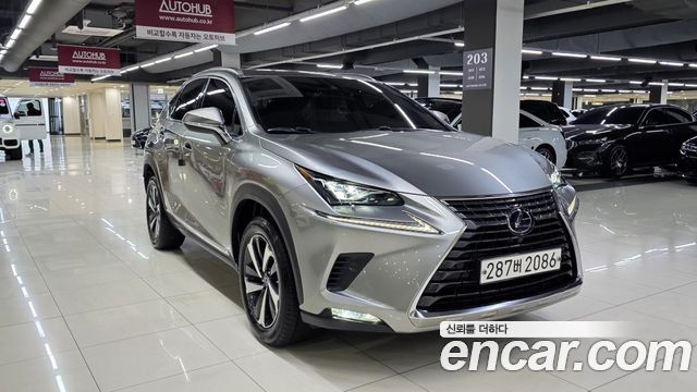 Lexus NX Executive - фото 2