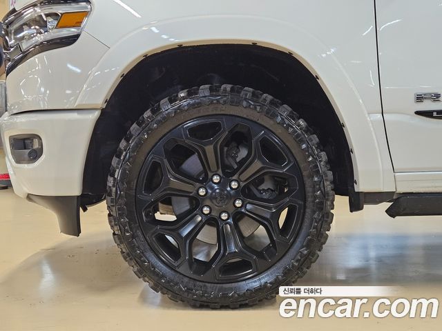 Dodge Ram Pick Up 5.7 - фото 4