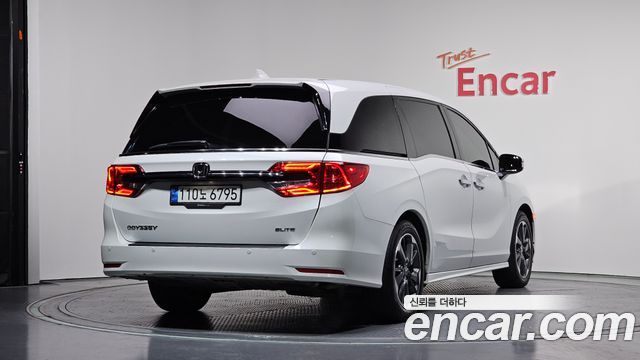 Honda Odyssey 3.5 5th - фото 1