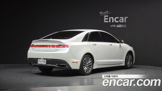 Lincoln MKZ Hybrid 2nd - фото 1