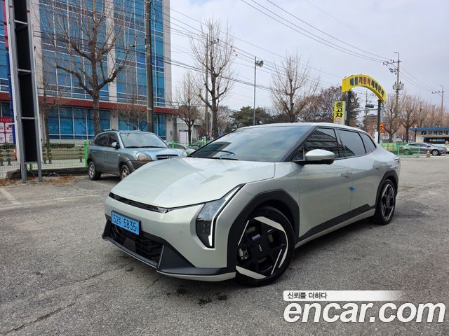 Kia EV4 Long Range 2WD Earth - фото 0