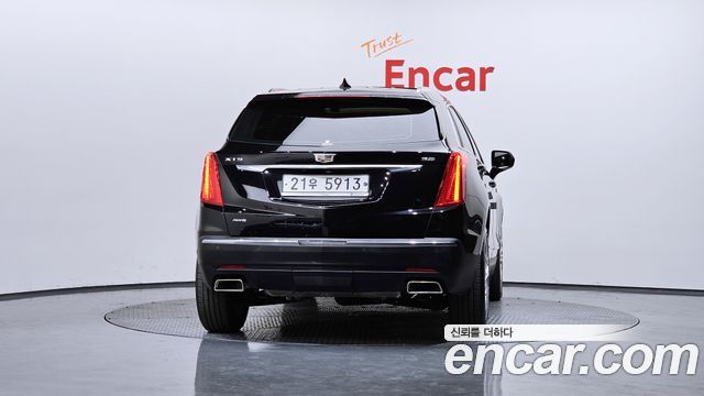 Cadillac XT5 3.6 Premium AWD - фото 3