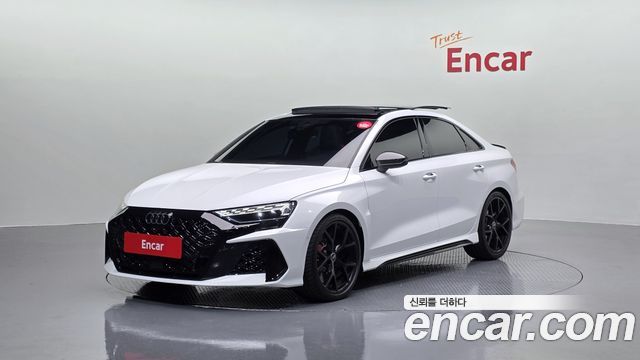 Audi RS3 2.5 TFSI Quattro - фото 0