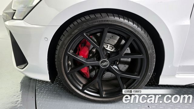 Audi RS3 2.5 TFSI Quattro - фото 4