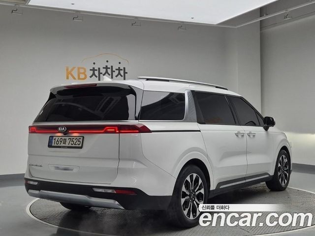 Kia Carnival 4-го поколения Gasoline 9-Seater Signature - фото 1