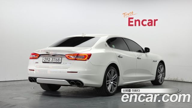 Maserati Quattroporte S Q4 3.0 V6 Granlusso - фото 1