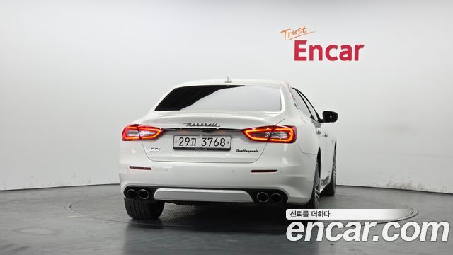 Maserati Quattroporte S Q4 3.0 V6 Granlusso - фото 3