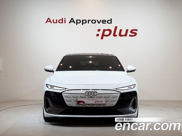 Audi A6 e-Tron Performance S line - фото 2