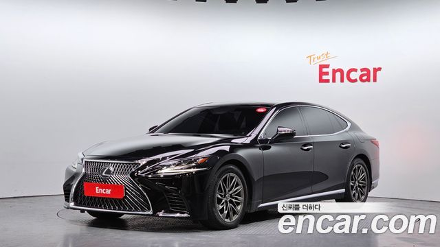 Lexus LS LS500 3.5 Luxury AWD - фото 0